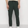 Pantalon Cargo Relaxé CLOSED GALWAY - Sacramento Green Homme | Vêtements 1 Pantalon Cargo Relaxé CLOSED GALWAY - Sacramento Green Homme | Vêtements -Promos CLOSED Magasin 00f457271e7443fd9d74d2f038e99e77