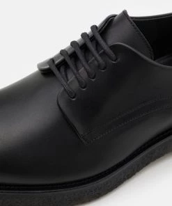 CLOSED Femme Derbies Noires - Sandales Plateforme Élégantes -Promos CLOSED Magasin 0467980a638942a690affaab25e8c066