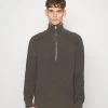 Pullover Zippé CLOSED Homme - Dark Nickel - Maille Haut de Gamme -Promos CLOSED Magasin 0758677d3a6246878c3267f38d020189