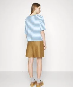 CLOSED Femme T-shirt à rayures raglan Placid Blue - Vêtements décontractés -Promos CLOSED Magasin 1d1aa19f1ddb46028735636e95b4aa97