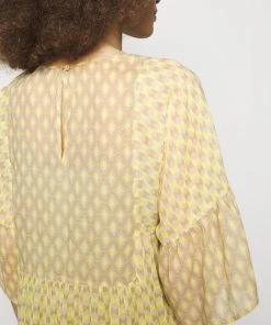 CLOSED Femme TENNIE Robe De Jour Strong Mustard - Robe d'été élégante -Promos CLOSED Magasin 218b8808f05d48c7ab97ebbafca6a740