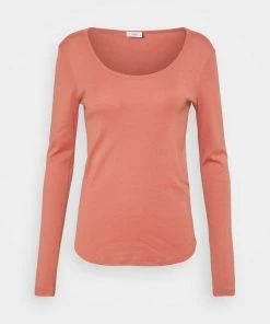 Promos CLOSED Magasin 14 CLOSED Femme T-Shirt à Manches Longues Dusty Brick - T-Shirt Femme Élégant et Confortable
