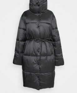 CLOSED Femme ELMONT Veste D'hiver After Dark - Manteau d'Hiver Élégant -Promos CLOSED Magasin 2823f1cd7af64a129e8aef79724547bb