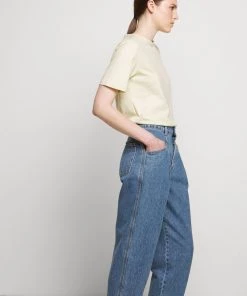 CLOSED Femme PEARL Jean Droit Mid Blue - Jeans Droit pour Femme -Promos CLOSED Magasin 2a3b66f225fd478abbe4d3e40db14716