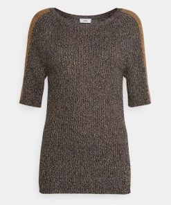 Pull Femme CLOSED Col Rond Manches Longues Noir - Confort et Élégance