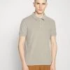 Polo Homme à Manches Courtes CLOSED - Flint Grey | Vêtements Élégants -Promos CLOSED Magasin 2efb5005027948b78daebb5db64a7450