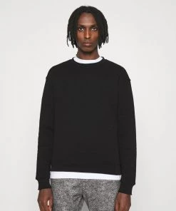 Sweatshirt Homme Noir CLOSED - Confort et Style Urbain