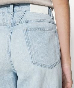 CLOSED Jean Boyfriend Pedal Pusher Femme Bleu Clair - Taille Grande -Promos CLOSED Magasin 334d9eb4fa6c4725aa3fbffacbdf58ba