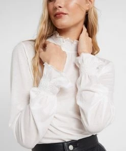 CLOSED Femme T-Shirt à Manches Longues Ivory - Haut de Mode Élégant -Promos CLOSED Magasin 3abf7d45ab38475d8e1b93f77b7dbce1