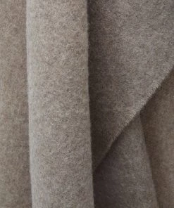 Écharpe CLOSED Femme Tawny Brown - Élégance et Confort -Promos CLOSED Magasin 3be84fcc5dc549fba71addfdbe850502