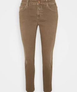 Jean Slim Femme CLOSED BAKER - Couleur Chocolate Chip -Promos CLOSED Magasin 42425cd964be44aa842d3a35d5848e57