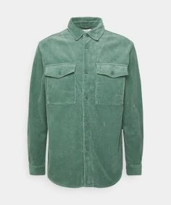 CLOSED ARMY Chemise Homme - Teal Foncé - Détente et Style -Promos CLOSED Magasin 48beb56397f246c5b669375ce7f60446