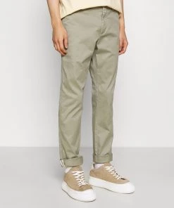 CLOSED ATELIER Tapered Chino Homme - Pantalon Chino Élégant en Khaki Clair