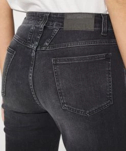 CLOSED Femme PEDAL PUSHER Jean Droit Dark Grey - Jeans droit élégant pour femme -Promos CLOSED Magasin 4fd3e2dd24d2495da4c790cfe9ed34bd