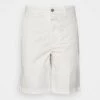 CLOSED Femme BERMUDA Short Ivory - Shorts & Bermudas Élégants -Promos CLOSED Magasin 557b9f88f0654a5fb82a31b2e49ff5ef