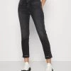 CLOSED Femme PEDAL PUSHER Jean Droit Dark Grey - Jeans droit élégant pour femme -Promos CLOSED Magasin 58b98a9ce1574522aae5a4fdd91d9a71