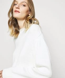 Pullover CLOSED Femme JUMPER - Latte Macciato | Confort et Style -Promos CLOSED Magasin 5946e5289ac04389b25679c179abf315