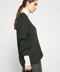 Pullover Femme CLOSED Sacramento Green - Vêtements Élégants et Confortables -Promos CLOSED Magasin 59e5f37b5c4a49edab9fc3020f6e7c56