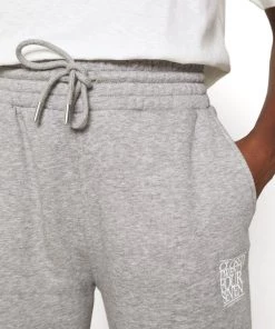 Pantalon de survêtement CLOSED Femme - Gris Heather Melange - Confort et Style -Promos CLOSED Magasin 5a46533aab7142aaa5f921c0cb870d42