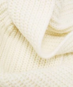 Écharpe CLOSED Ivory Femme - Écharpe élégante en laine douce -Promos CLOSED Magasin 5d3c4418abc64ee9b783c46f97c18bff