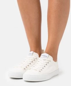 CLOSED Baskets Basses Ecru Femme - Chaussures de Luxe pour Femme