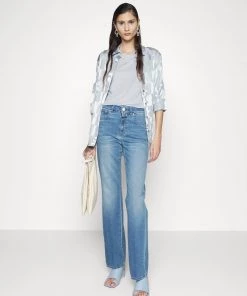 Promos CLOSED Magasin -Promos CLOSED Magasin 62508c768ea24fb49bae9c1b992d3633