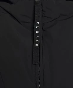 CLOSED Femme NIA Cape Noire - Cape Élégante pour Femme -Promos CLOSED Magasin 6416d4c30b204044a297b7c5e50cd9bf