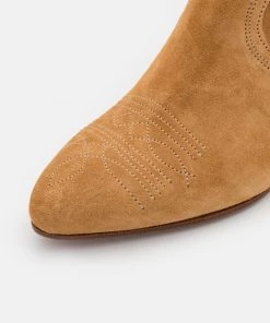 CLOSED Femme ANISE Santiags Bamboo - Bottines Moto Élégantes -Promos CLOSED Magasin 6621a122a4a74462b750bc6303383c42