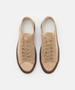 CLOSED Homme Baskets Basses Sage - Sneakers Basses Élégantes pour Homme -Promos CLOSED Magasin 6e86785bb26a4dc6a15ef19ab5332c86