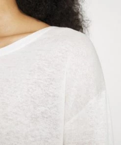 Pullover Femme CLOSED - Ivory - Laine Douce et Confortable -Promos CLOSED Magasin 74af5cf29cf1449086d78c5ffb37583d