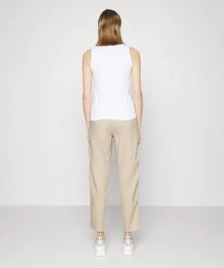 Jean Boyfriend Grain Beige Femme - CLOSED - Taille Grande - Vêtements -Promos CLOSED Magasin 7503b4ef42cf40bfa4f512dc793cc20e