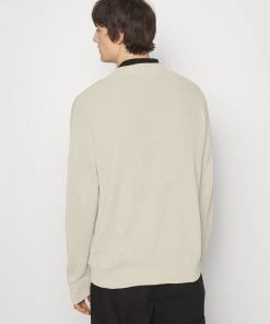 CLOSED CARDIGAN Gilet Grain Beige Homme - Gilet en Maille Élégant -Promos CLOSED Magasin 77d96af35658448db02bff6f40109cf6