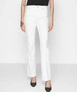 CLOSED LEAF Jean Bootcut Blanc Femme - Style Élégant et Confortable