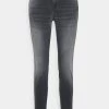CLOSED Femme BAKER Jean Slim Gris Moyen - Jean Slim Élégant pour Femme