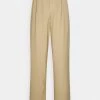 Pantalon Classique Sandstone Femme CLOSED MAWSON - Élégance et Confort