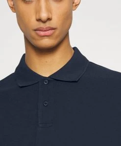 CLOSED Homme ESSENTIAL Polo Noir Bleu Marine - Polo Haut de Gamme 13 CLOSED Homme ESSENTIAL Polo Noir Bleu Marine - Polo Haut de Gamme -Promos CLOSED Magasin 8c82a260b5574a34ac0564ea96d80b4d