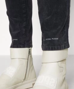 CLOSED Femme PEDAL PUSHER Pantalon Classique Dark Night - Pantalon Taille Haute Élégant -Promos CLOSED Magasin 8e283be74ef144f3a0bb6af414a994e3