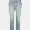 CLOSED PEDAL PUSHER Jean Boyfriend Mid Blue Femme - Jeans Large & Boyfriend -Promos CLOSED Magasin 91fc8e1b87df4877bf51c9e9c7c013de