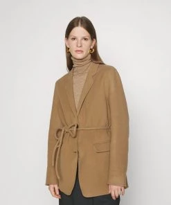 Blazer LOLA Dark Tan Femme - CLOSED | Élégance et Style