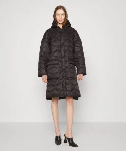 CLOSED Femme Veste D'hiver Matelassée avec Capuche Noir - Manteau Chaud Élégant