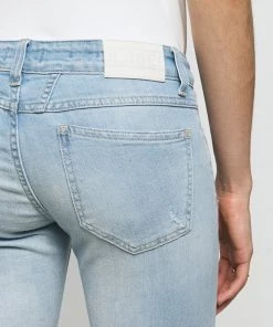 CLOSED Femme STARLET Jean Slim Bleu Clair - Taille ajustée | Vêtements -Promos CLOSED Magasin 97d50005a3cd4b9fa8bede79ea01242d