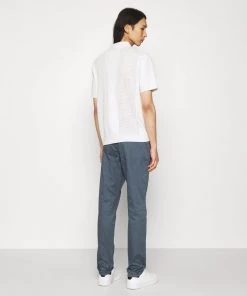 CLOSED Homme ATELIER TAPERED Chino Blue Slate - Pantalon Chino Élégant pour Homme -Promos CLOSED Magasin 9d0aae412c1b4a299b4d369cdb531d0b