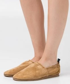 CLOSED Femme SESAME Mocassins Marron Clair - Chaussures Plates Élégantes