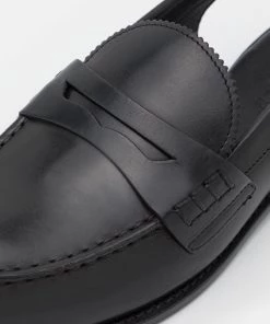 CLOSED Femme SLING BACK LOAFER Mocassins Noires - Élégance et Confort -Promos CLOSED Magasin a12ecc8d7535408ca16d16421cc6767e