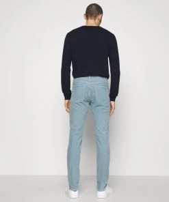 Pantalon Classique CLOSED UNITY SLIM - Dutch Procelain pour Homme -Promos CLOSED Magasin a1895467190f495c88bf697b01253f19