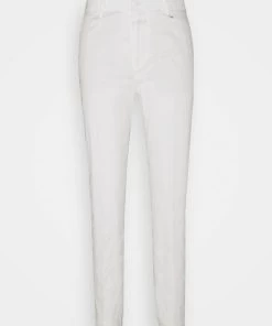 CLOSED Femme JACK Chino Ivory - Pantalon Chino Élégant pour Femme -Promos CLOSED Magasin a4b37a430d964824ba2f707a699eb4cc