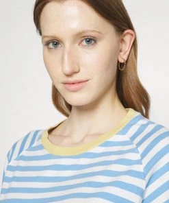 CLOSED Femme T-shirt à rayures raglan Placid Blue - Vêtements décontractés -Promos CLOSED Magasin a822672db72a4f4db0d844ab04d8da62