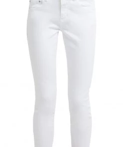 CLOSED BAKER Jean Slim Blanc Femme - Jean Taille Haute Élégant -Promos CLOSED Magasin ad92ffc51c374f36ae545fac61880ba6