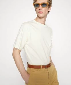 CLOSED Homme CLASSIC Short Honey Mustard - Shorts Décontractés en Coton -Promos CLOSED Magasin b09c352bff404beeb7ca9b6420de1da4