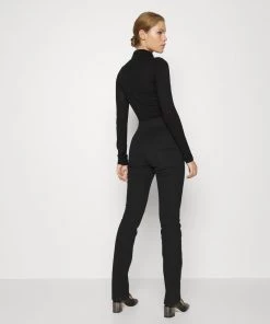 CLOSED KYLA Pantalon Classique Noir pour Femme - Élégance et Confort -Promos CLOSED Magasin ba9568d4febf4e04a84d4eac4f355a3e